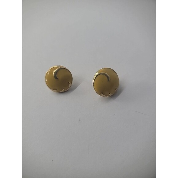Vintage Earrings Clip On Yellow Round Gold Tone Swirl Accents Jewelry Costume - Picture 10 of 13